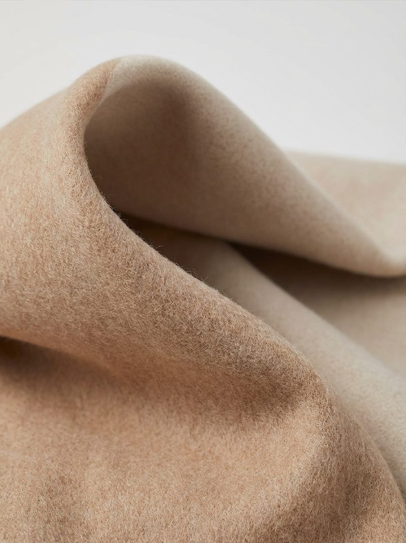 Cashmere Scarf in Warm Camel